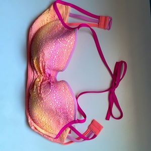 Victoria’s Secret bathing suit bikini top